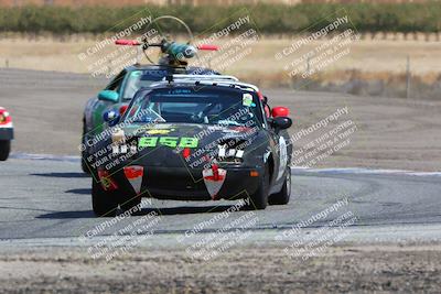 media/Oct-01-2023-24 Hours of Lemons (Sun) [[82277b781d]]/1045am (Outside Grapevine)/